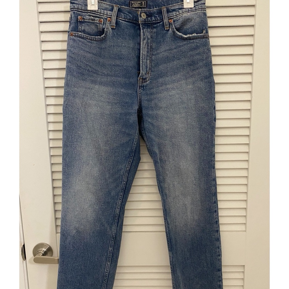 Abercrombie ultra high rise straight jeans.